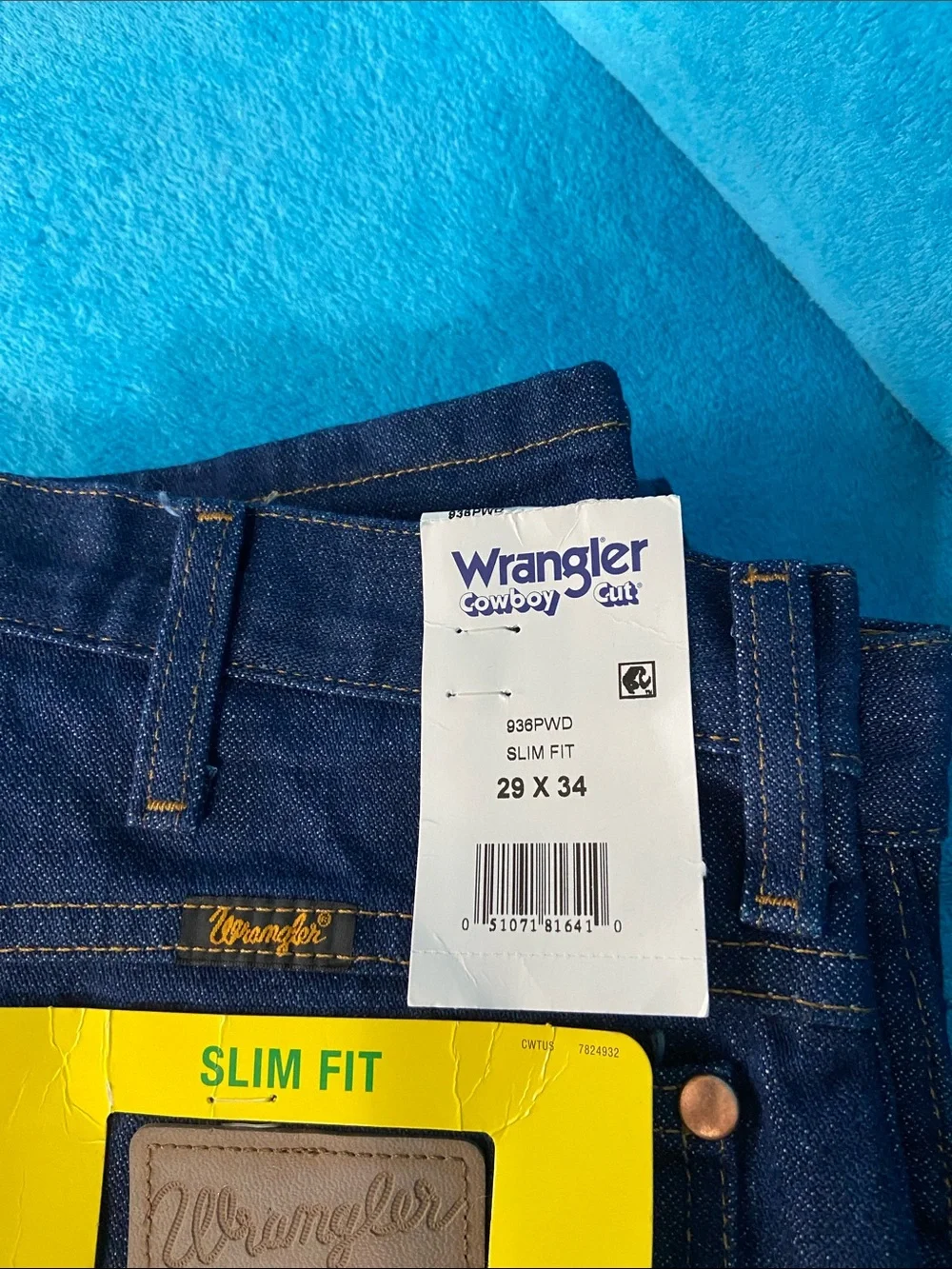 NWT - Wrangler Slim Fit Men’s Jeans - Dark Blue Denim